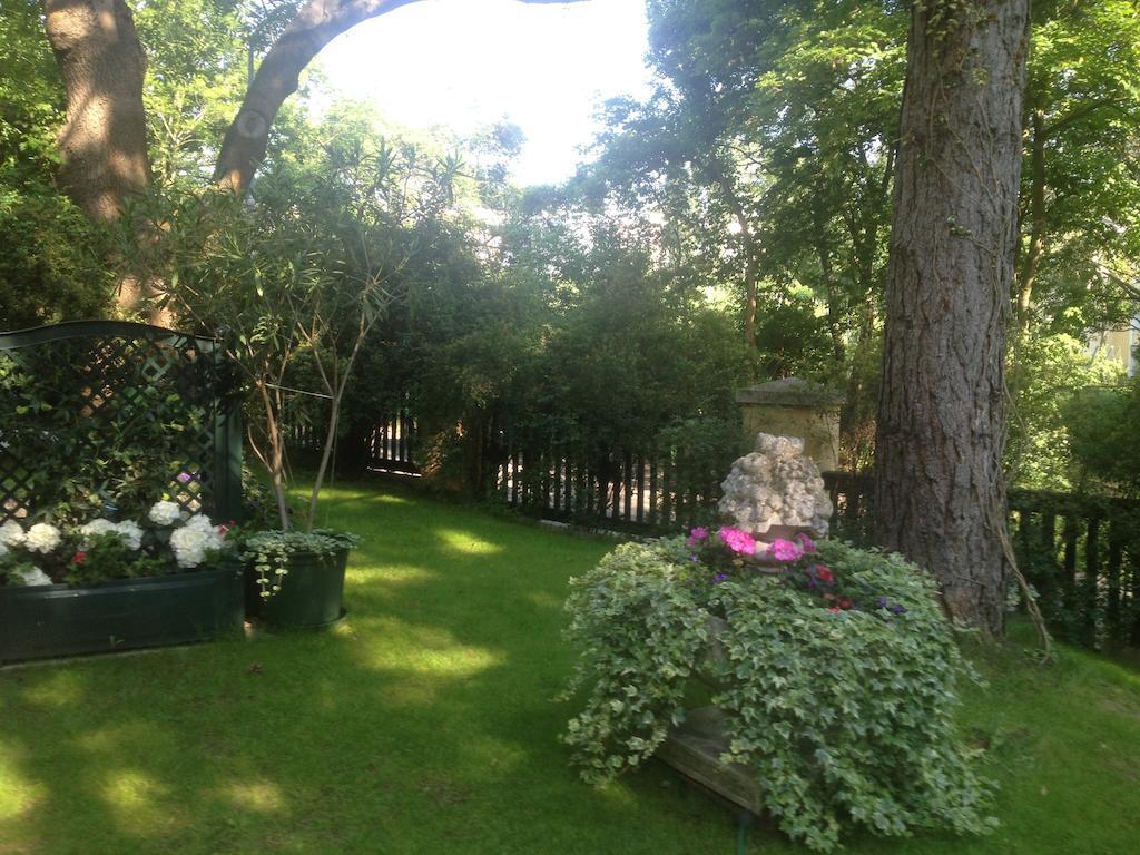 Exquisites Gartenapartment In Eleganter Jugendstilvilla Bécs Kültér fotó